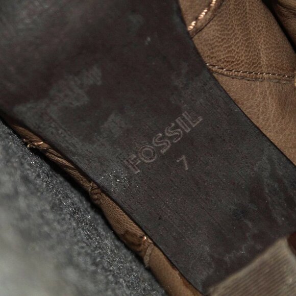 Fossil Women’s Brown Leather Ankle Boots – Size 7 | Buckle Strap | Pre-Owned - Picture 11 of 13